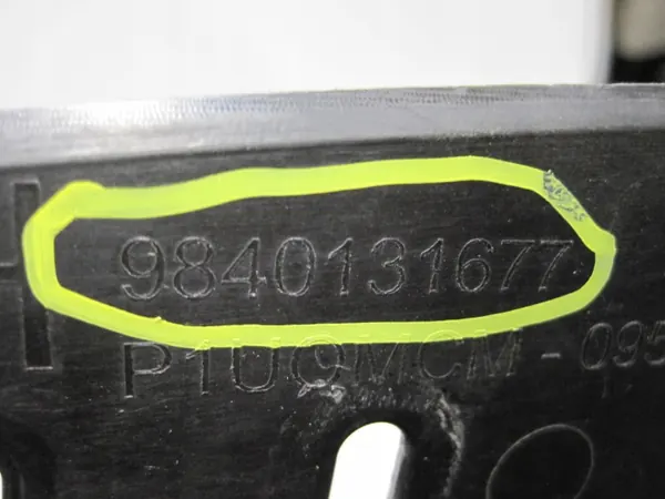 Bumperglijder OEM 9840131677 voor Opel Grandland image 7