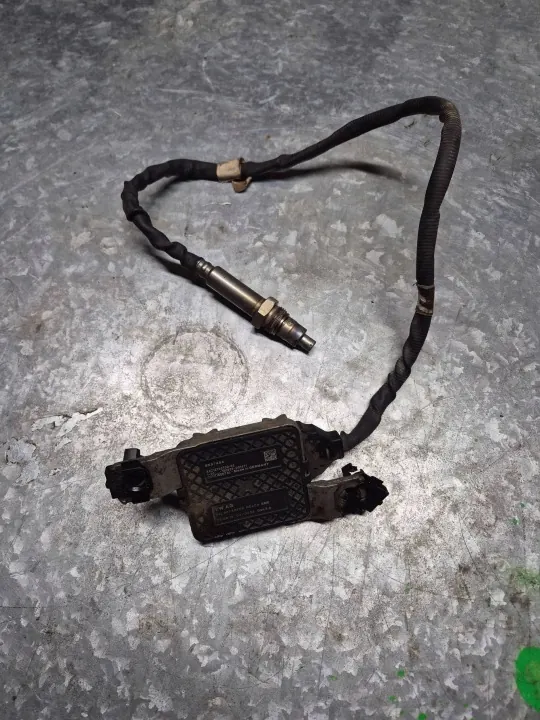 Sensor NOx OEM 04L907805ES para Skoda Superb III image 3