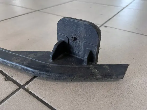 Etupuskuri vahvistus Hyundai I30 2020-2022 86571-G3700 image 2