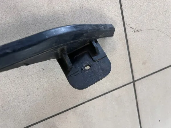 Etupuskuri vahvistus Hyundai I30 2020-2022 86571-G3700 image 8