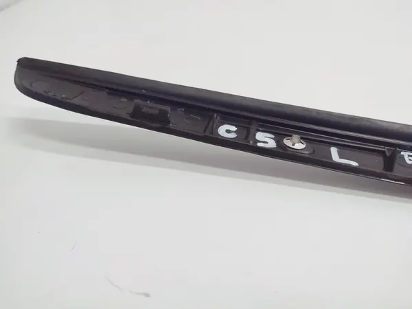 Garniture de fenêtre avant gauche Citroen C5 III X7 OE image 8