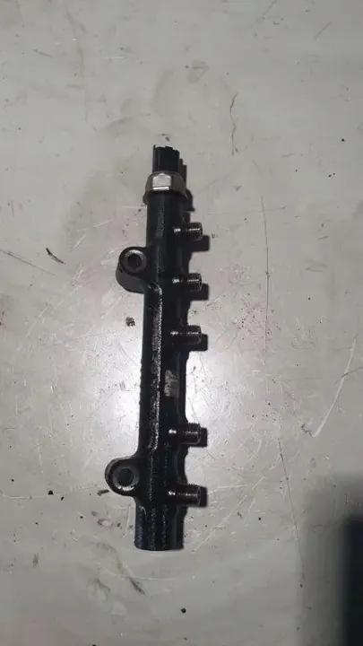 Einspritzschiene OEM 9670076780 für Citroen Peugeot image 5