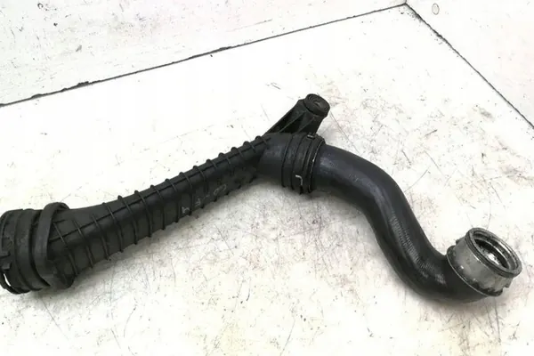 Tubo intercooler VW GOLF IV VARIANT 1.9L Diesel image 2