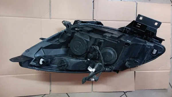 Oikea Ajovalo RENAULT SCENIC III LIFT 260106928R image 2