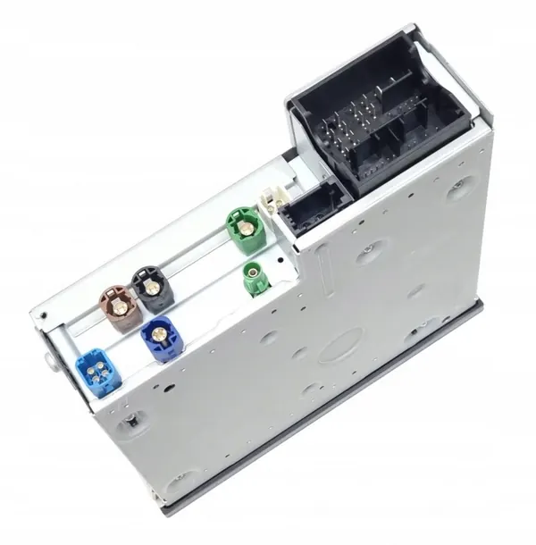 Begagnad Audi OE navigationsenhet 82A035010G image 8