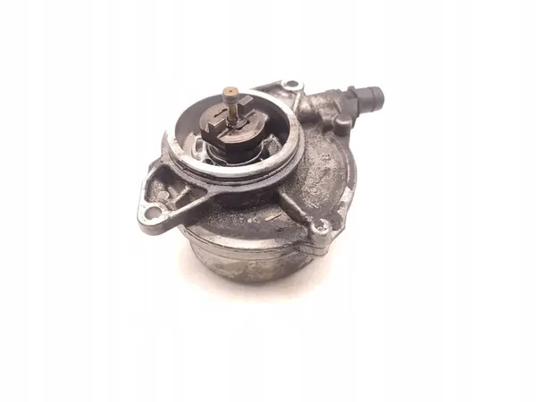 VW Touareg Vakuumpumpe 3.0 V6 TDI Diesel OEM 057145100T image 2