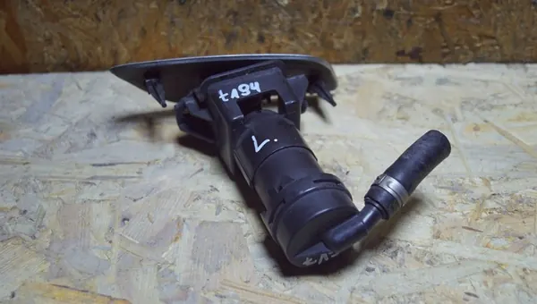 AUDI A6 C6 Left Headlight Washer 4F0955101B image 4