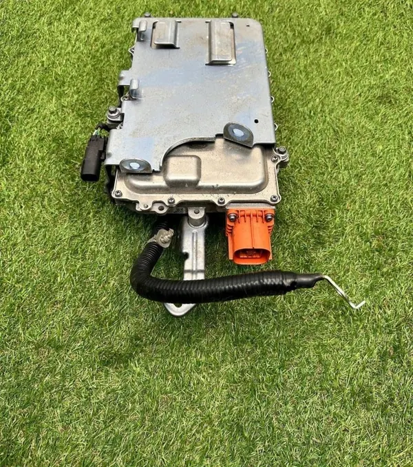 Spanningomvormer Ford Kuga III OEM LX6814B227BF image 6