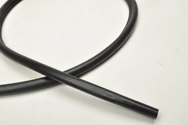 Joint de capot BMW 7419379 - Pièce d'origine usagée image 3