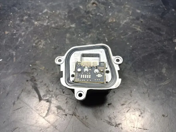 Convertisseur LED Opel Astra VI OEM 12690010110 image 2