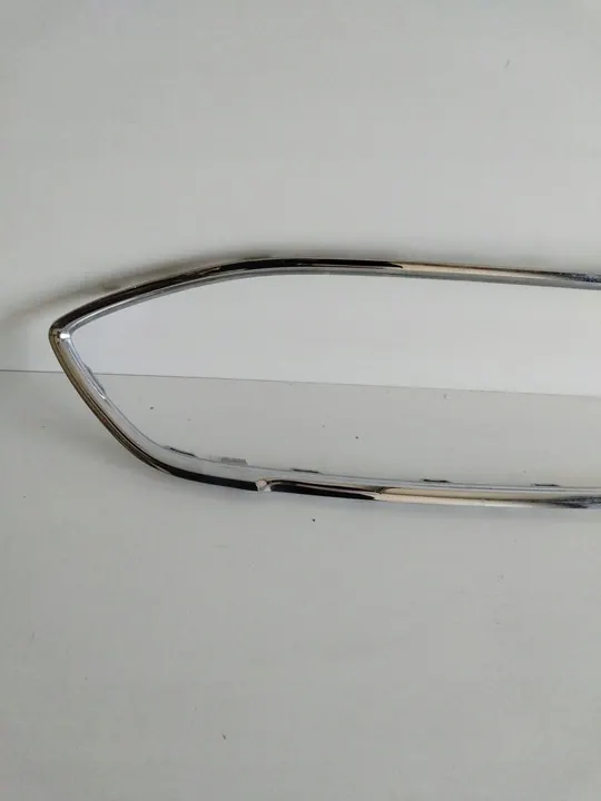 Ford OE 2027614 Radiator Grille image 2