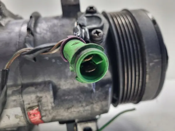 Compressore Aria Condizionata AUDI 80 B4 8A0260805AD image 8