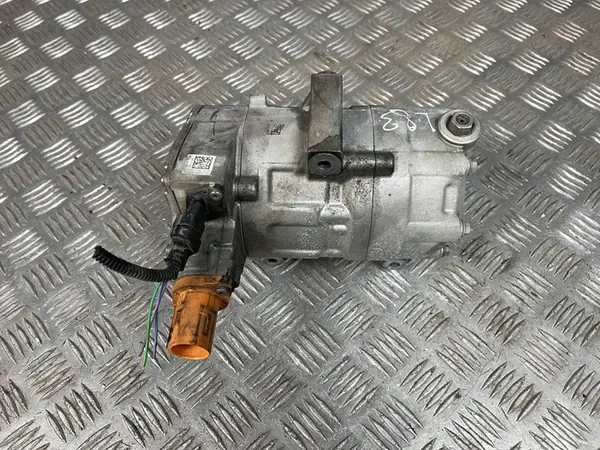 Compresor de aire acondicionado PEUGEOT 308 II 1.6L image 5