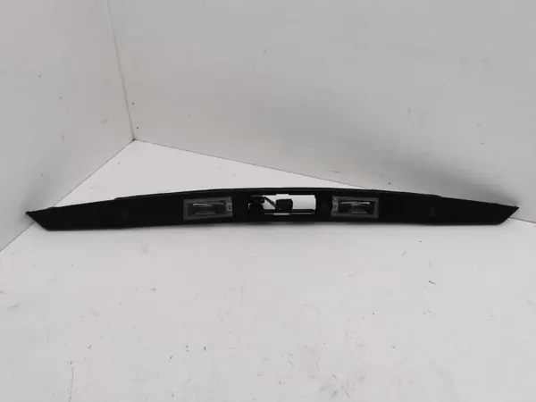 Feu de plaque Jeep Cherokee 2015 OEM 1UT72RXFAB image 2