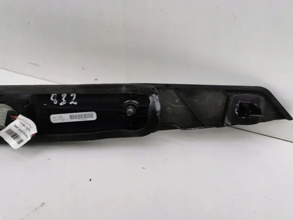 Feu de plaque Jeep Cherokee 2015 OEM 1UT72RXFAB image 9
