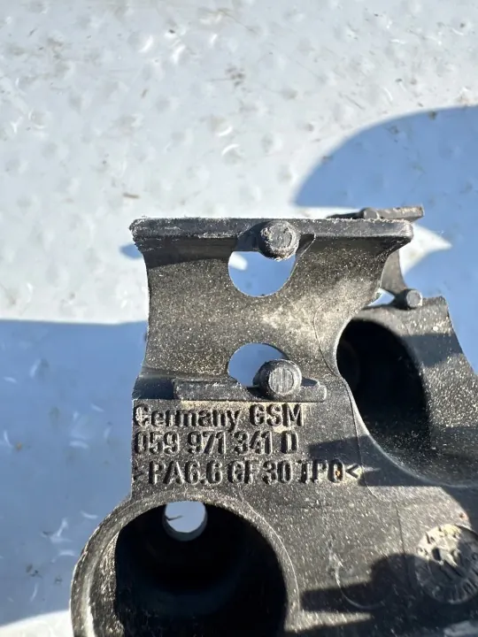 Johdinpukki OEM 059971341D - Käytetty image 3