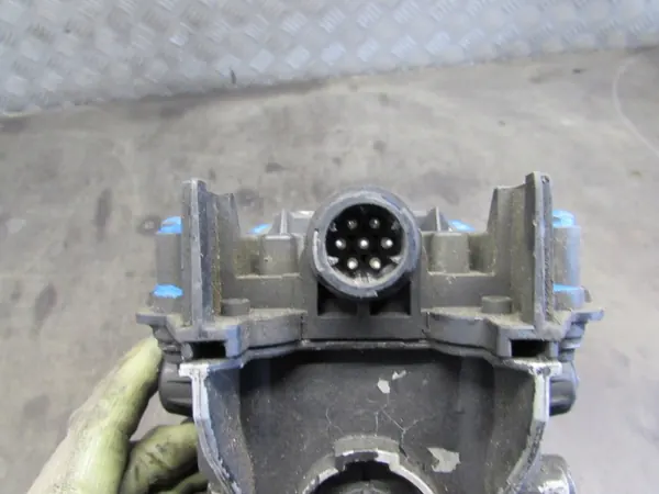 Válvula de secador de ar Scania OEM 9325100030, 1763425 image 9