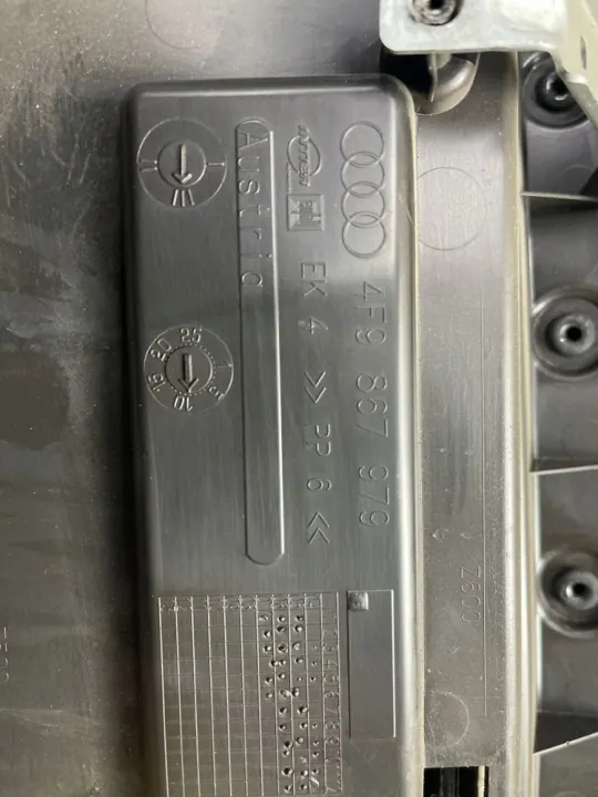 OEM 4F9867979 Audi A6 Allroad C6 Kofferbakdeksel Bekleding image 9