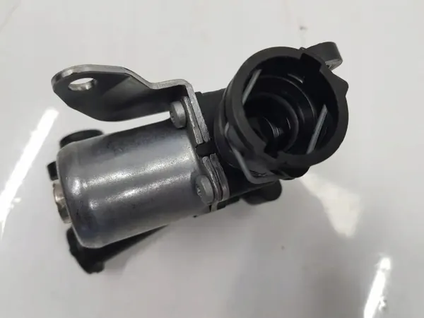Vattenpumpsventil Termostathus OEM A1772030064 image 4