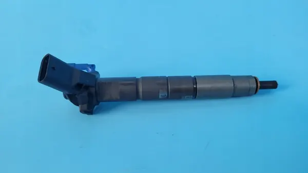 MERCEDES W206 C220 2.0 CDI Injektor A6540700400 image 6