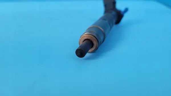 MERCEDES W206 C220 2.0 CDI Injektor A6540700400 image 7