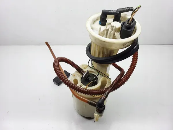 Brandstofpomp Audi A4 B6 2.0 OEM 8E0919051B image 5