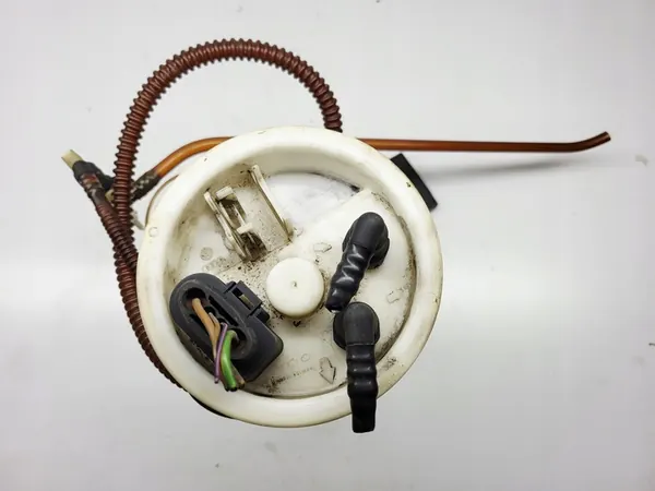 Brandstofpomp Audi A4 B6 2.0 OEM 8E0919051B image 6