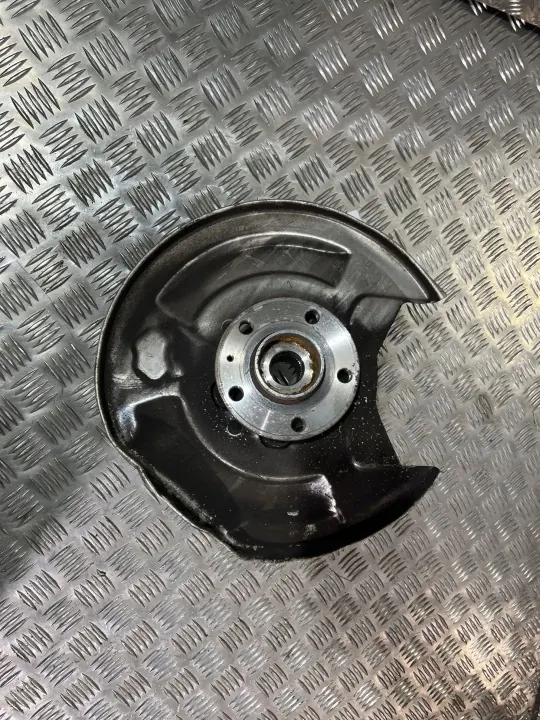Volvo XC90 2018 Hinterradnabe OEM 31658320 image 7