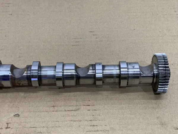 Audi A8 D3 4.0 TDI Árvore de Cames Esquerda OEM 057109102AR image 3