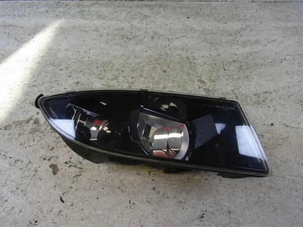 Faro Halógeno Derecho Usado OEM 5J0941700C image 2