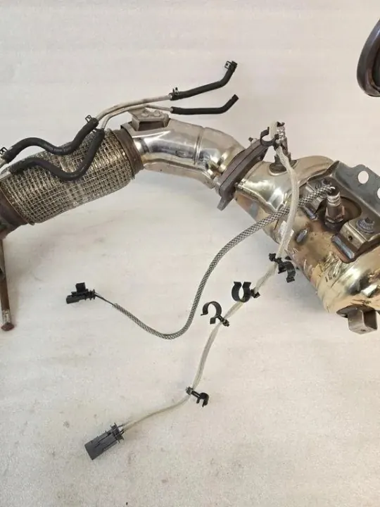 Katalysaattori Volvo XC60 II 2.0 B5 Mild-Hybrid OEM 32349355 image 5