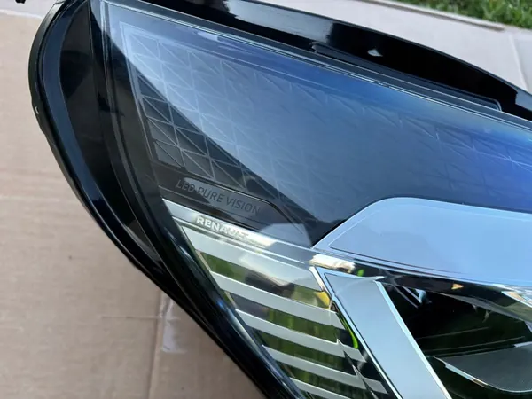 OIK. ETULAMPPU RENAULT CAPTUR II 2 2019+ FULL LED 260104095R image 7