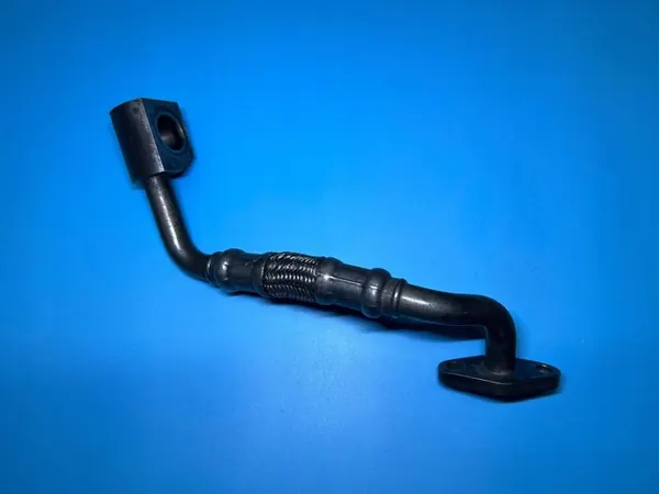 Tubo de óleo turbo VW Passat B5 1.9 TDI 028145736T image 2