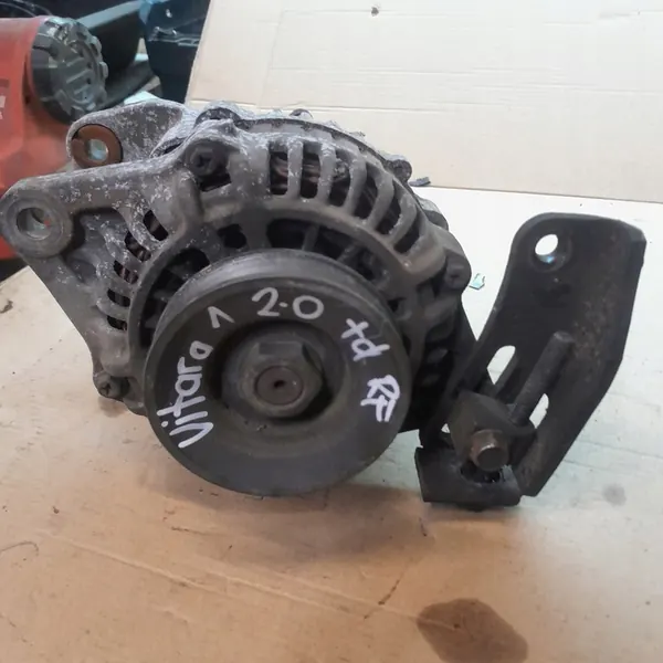 Vitara I 2.0 td Vaihtovirtageneraattori image 2