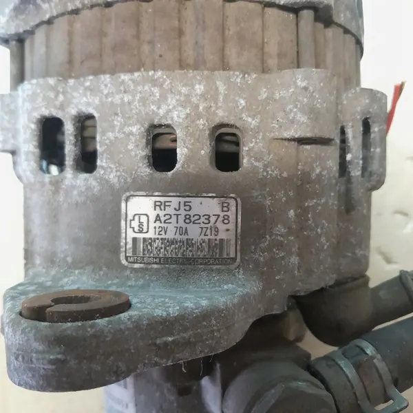 Vitara I 2.0 td Vaihtovirtageneraattori image 5