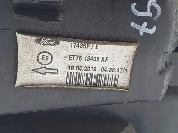 Luz trasera izquierda ET76-13405-AF Ford Transit Courier image 6