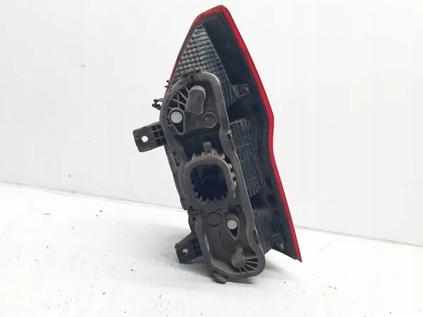 Luz trasera izquierda ET76-13405-AF Ford Transit Courier image 7