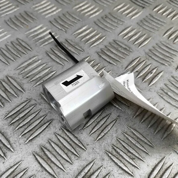 Válvula de expansão A/C OEM A2978305800 Mercedes-Benz image 2