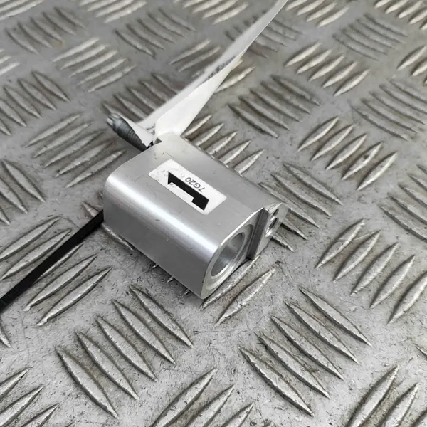 Válvula de expansão A/C OEM A2978305800 Mercedes-Benz image 4