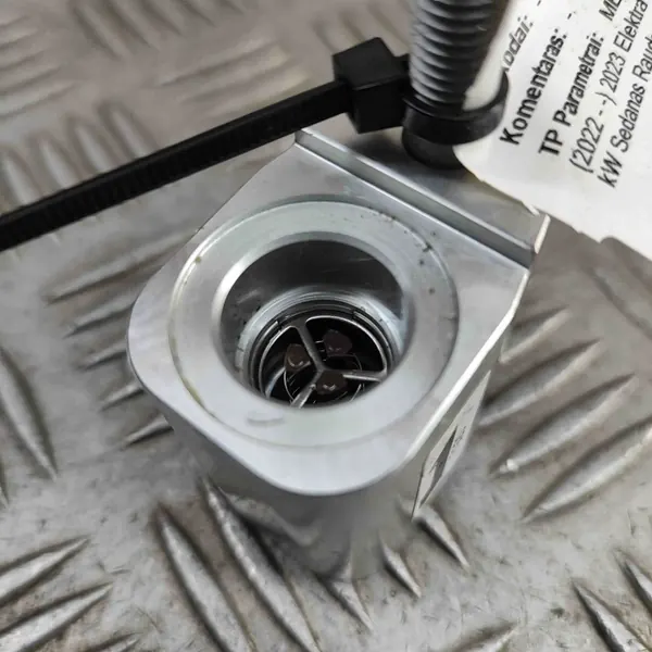 Válvula de expansão A/C OEM A2978305800 Mercedes-Benz image 5