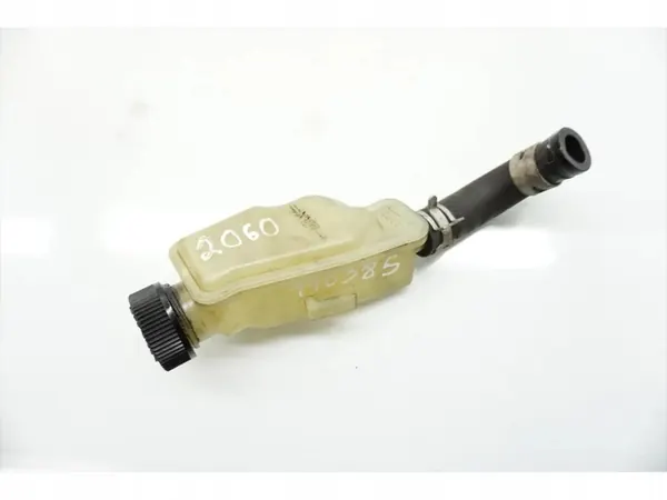 Réservoir de liquide de direction Mazda OEM No MPN image 4