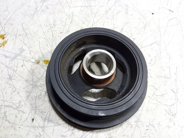 Mazda K0619 Kampiakselin hihnapyörä 2.0 moottoriin image 4