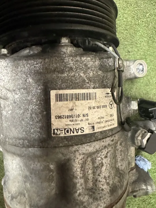 Mercedes AC-kompressori 2.2 CDI W205 W213 W253 A0008303902 image 3