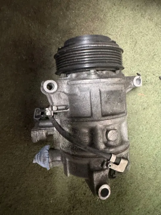 Mercedes AC-kompressori 2.2 CDI W205 W213 W253 A0008303902 image 4