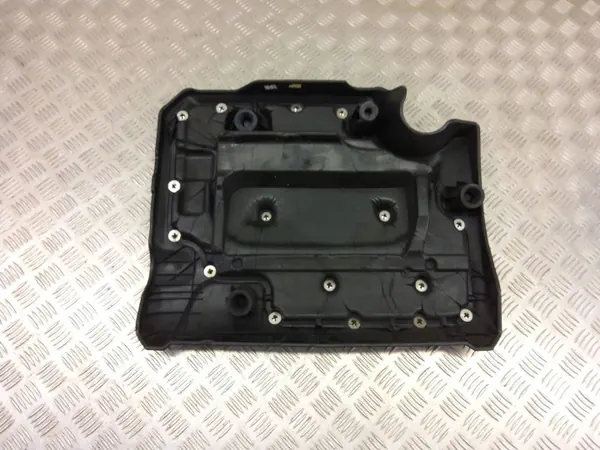 Écran de capot avant KIA Sportage 2013 OEM SKE30030 image 3