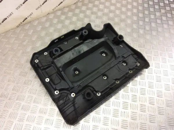Écran de capot avant KIA Sportage 2013 OEM SKE30030 image 7