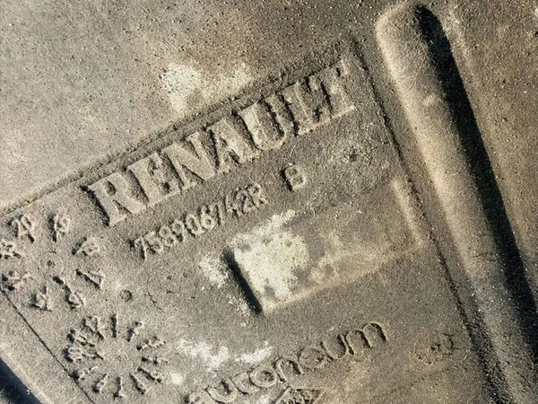 TALISMAN Motorplåt 1.6 758906742R image 3