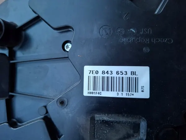 VW T6 Vänster skjutdörrslås 7E0843653BL image 4