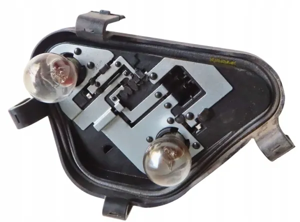 OEM WKŁAD LAMPY TYLNEJ PRAWEJ BMW 3 F30 2011-2018 image 2