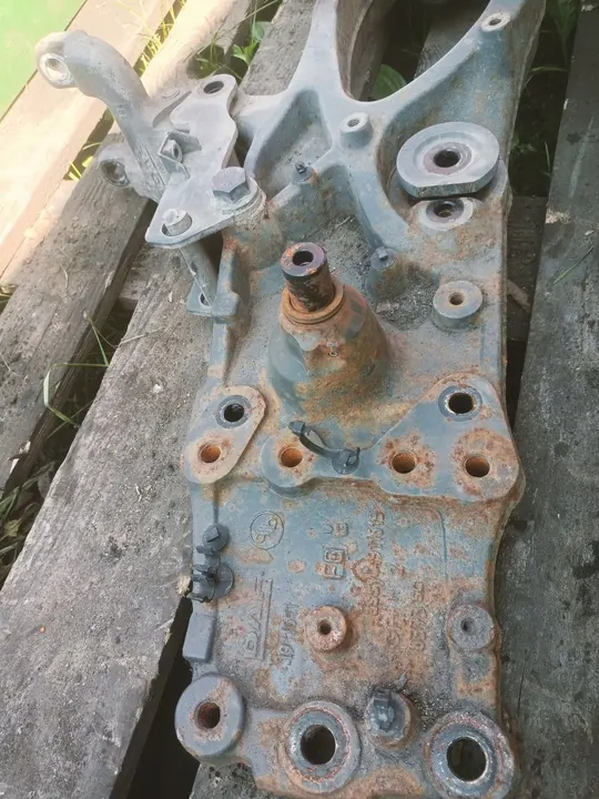 DAF OE 1911611 Suporte de Para-choque Frontal Direito image 3